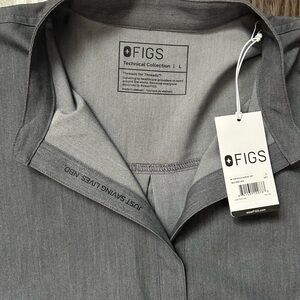 NWT FIGS Rafaela Scrub Top SZ L Large